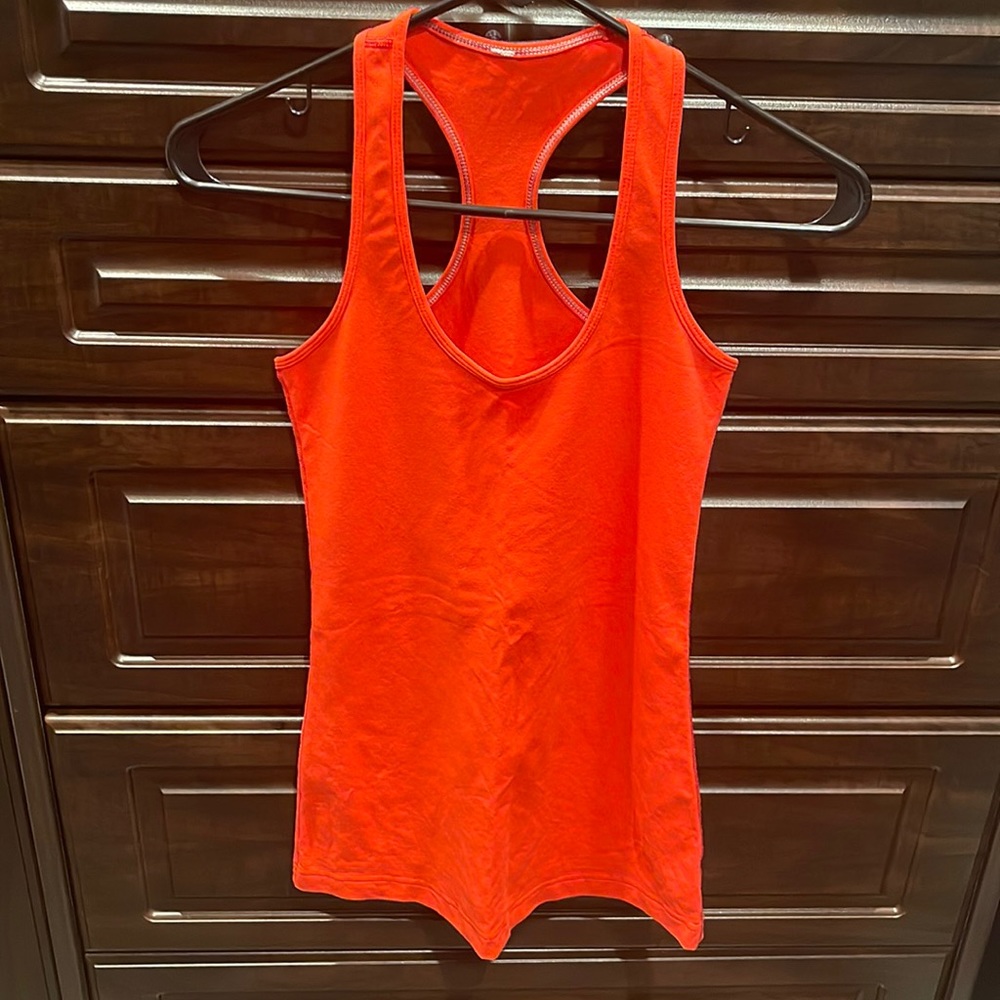 Lululemon Tank-size 6